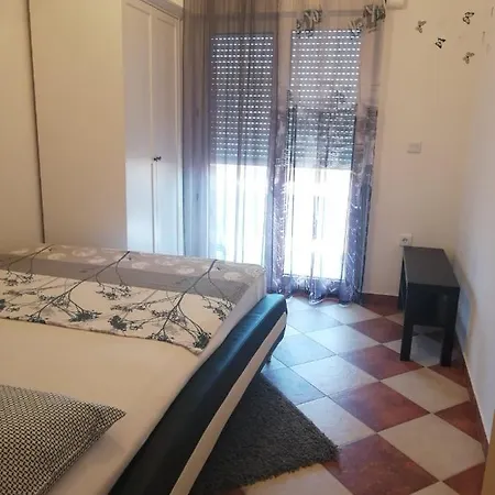 With Parking Space - 20183 Apartmán Vir