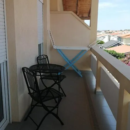 With A Parking Space - 20183