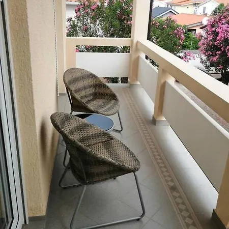 With Parking Space - 20183 * Vir