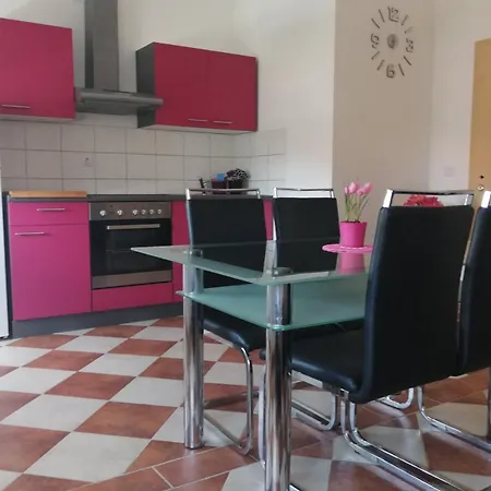 With Parking Space - 20183 Apartmán *