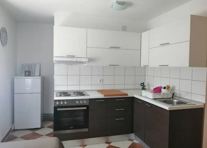 With Parking Space - 20183 * Vir